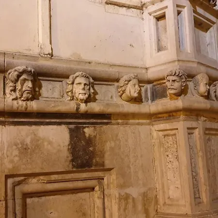 Old Theatre & Guest house Sibenik